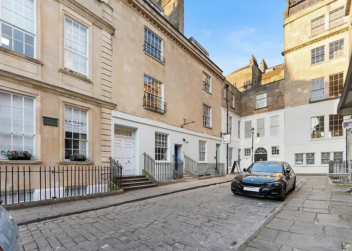 The Gatsby - Luxury 4 Bedroom Abode In Central Bath
