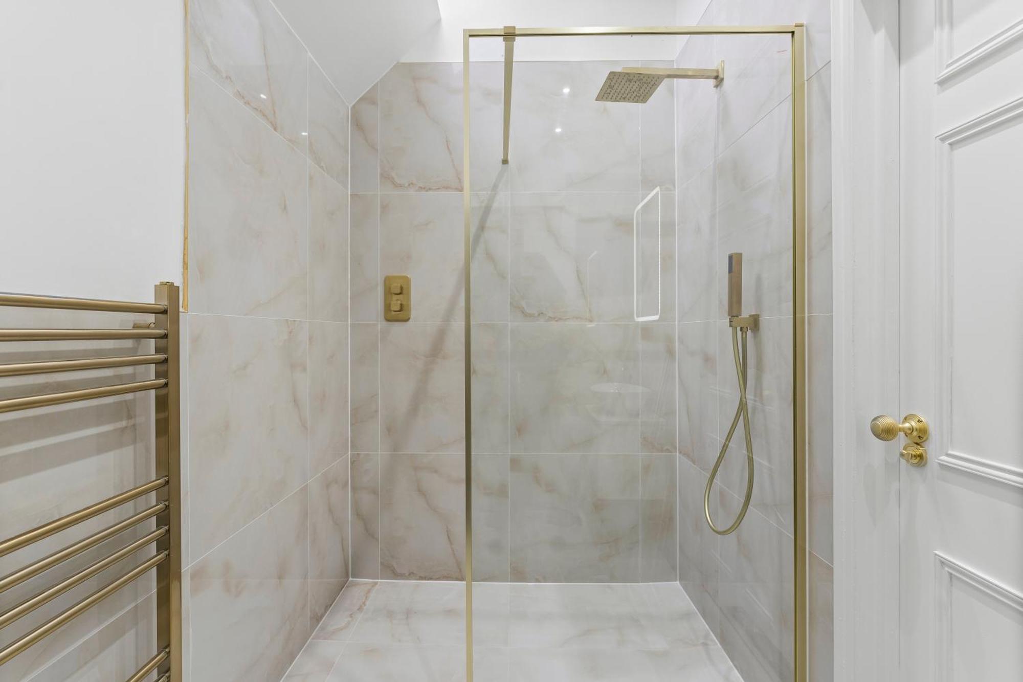 The Gatsby - Luxury 4 Bedroom Abode In Appartamento *