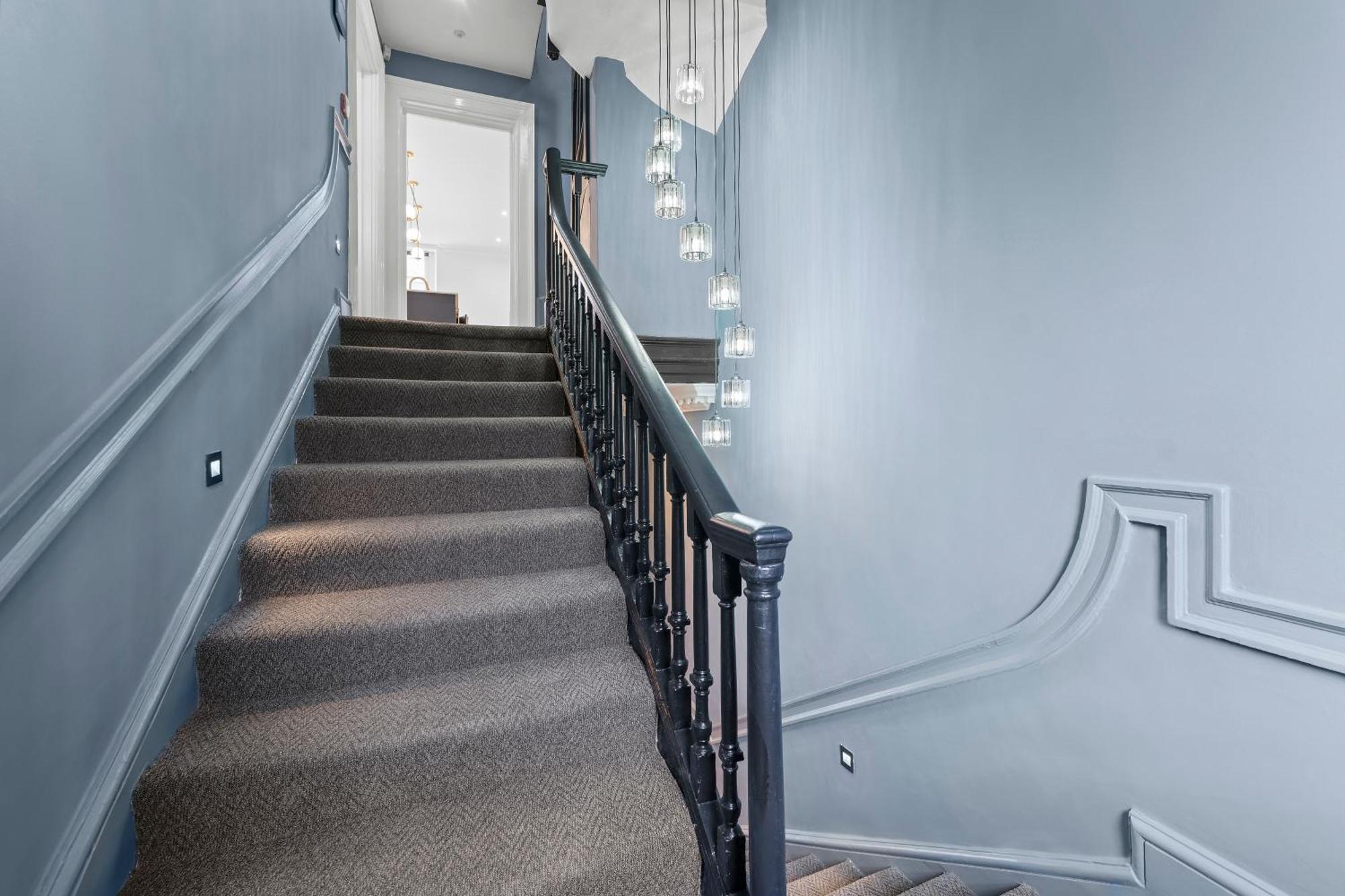 The Gatsby - Luxury 4 Bedroom Abode In